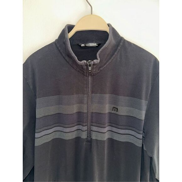 Travis Mathew Quater Zip Golf Sweater Size Large - Picture 2 of 5